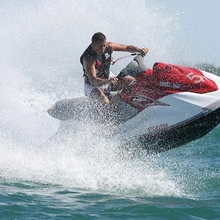 Apartmán Avec Terrasse, A 550m De La Et 100m Des Commerces, Ideal 4 Pers., Animaux Acceptes - Fr-1-307-156 *